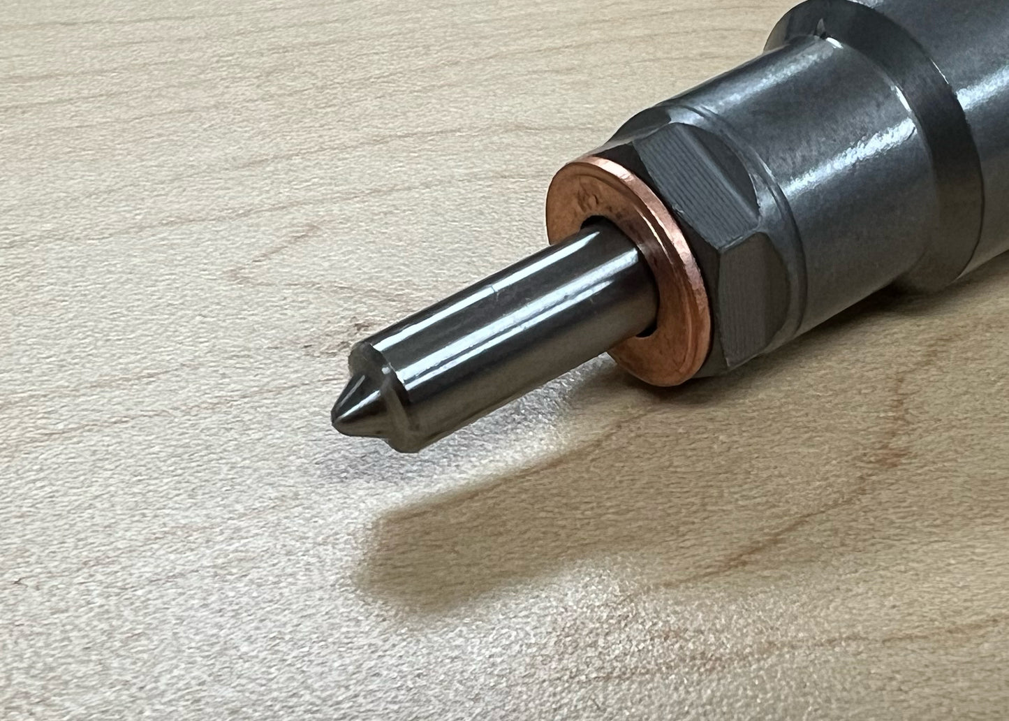 NEW Common Rail Fuel Injector - Dodge 2003-2004